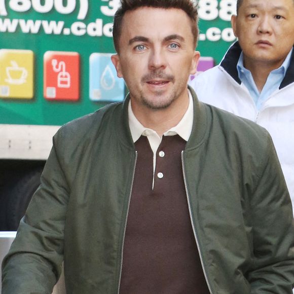 Frankie Muniz vit une période sombre

Frankie Muniz photographié aux côtés des acteurs de la série « Malcolm in the Middle : Life's Still Unfair » lors de leur visite aux studios ABC à New York. Photo : RW/MediaPunch/ABACAPRESS.COM