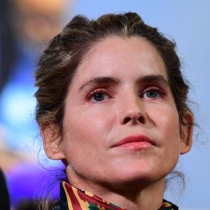 Alice Taglioni lors de la 165e vente aux enchères des Hospices de Beaune, le 16 novembre 2025. © Romain Doucelin / Bestimage