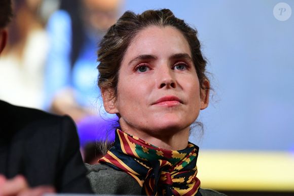 Alice Taglioni lors de la 165e vente aux enchères des Hospices de Beaune, le 16 novembre 2025. © Romain Doucelin / Bestimage