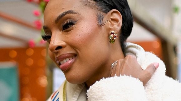 Angélique Angarni-Filopon : pourquoi a-t-elle souhaité "rendre sa couronne" deux mois à peine après avoir été élue Miss France ?