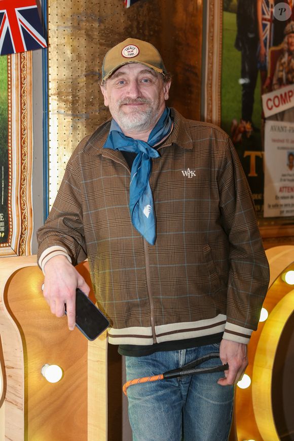 L'acteur de 58 ans a également révélé que s'il est retrouvé à collaborer avec les créateurs de contenus McFly et Carlito, suivi par des millions d'internautes, et bien c'est justement grâce à son fils.

Exclusif - Le réalisateur et acteur Jean-Paul Rouve au Mérignac Ciné en Gironde lors de l'avant-première du film "God save the Tuche" le 10 janvier 2025. ©Jean Marc Lhomer/Bestimage