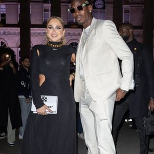 Paul Pogba et sa femme Maria Zulay Salaues - Arrivées et sorties du défilé Off-White Femme Automne/hiver 2022/2023 au palais Brongniart à Paris, France, le 28 février 2022. © Jeremy Melloul / Bestimage