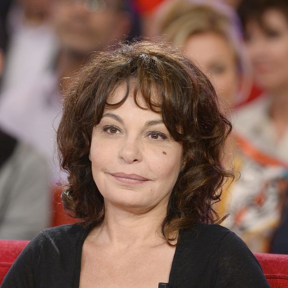 Isabelle Mergault - Enregistrement de l'émission "Vivement Dimanche" à Paris le 16 Septembre 2015 et qui sera diffusée le 20 Septembre 2015. - Invités principal Valérie Lemercier COADIC GUIREC / BESTIMAGE