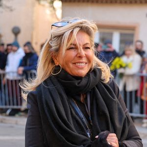 Caroline Margeridon - Arrivée aux funérailles de Brigitte Bardot à l'église paroissiale Notre-Dame-de-l'Assomption de Saint-Tropez, en France, le 7 janvier 2026. © Jacovides-Moreau/Bestimage