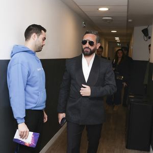 Exclusif - Cyril Hanouna, en backstage de l’émission « TPMP » La dernière sur C8,  présentée par C.Hanouna et diffusée en direct sur C8, Paris, France, le 27 fevrier 2025. © Jack Tribeca / Bestimage
