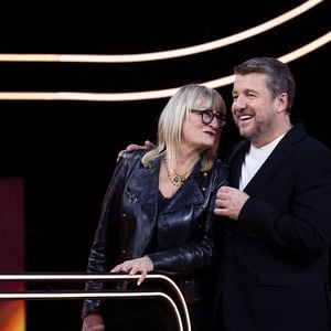 Exclusif - Bruno Guillon et Christine Bravo lors de l'enregistrement de l'émission "Qui Ment?" présentée par B.Guillon et diffusée le 20 août 2026 sur France 2, à Saint-Denis, Seine Daint-Denis, France, le 24 novembre 2025. © Jeremy Melloul/Bestimage