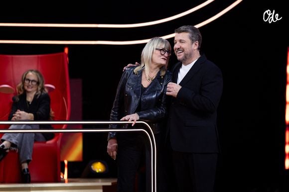 Exclusif - Bruno Guillon et Christine Bravo lors de l'enregistrement de l'émission "Qui Ment?" présentée par B.Guillon et diffusée le 20 août 2026 sur France 2, à Saint-Denis, Seine Daint-Denis, France, le 24 novembre 2025. © Jeremy Melloul/Bestimage