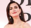 De nombreuses célébrités, dont Donatella Versace et Lily Collins, l'ont chaleureusement félicitée.

Anne Hathaway à la première du "Diable s'habille en Prada 2" à New York, le 20 avril 2026.

©Bestimage