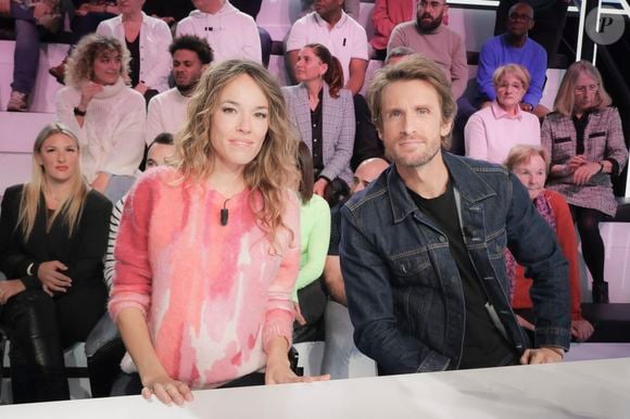 Exclusif - Elodie Fontan, Philippe Lacheau sur la plateau de l'émission Touche pas à mon poste (TPMP) diffusée en direct sur C8 le 7 février 2023  © Jack Tribeca / Bestimage