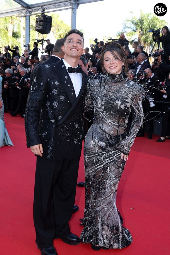 Justine Delapart (Juju Fitcats) et son mari Tibo InShape - Montée des marches du film « Karma » lors du 79ème Festival International du Film de Cannes, le 15 mai 2026. © Jacovides-Moreau / Bestimage