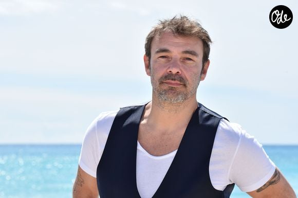 Patrick Puydebat - Rendez-vous avec les acteurs de la série "Les Mystères de l'Amour" sur la croisette dans le cadre du 2ème festival Canneseries à Cannes, le 7 avril 2019. © Bruno Bebert/Bestimage