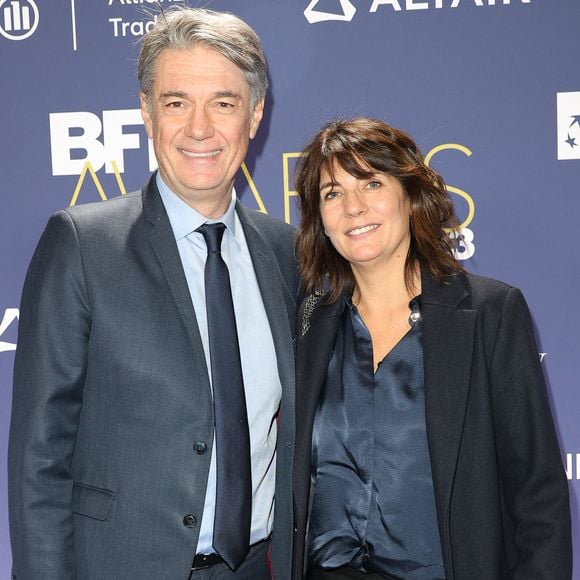 Alain Marschall et Estelle Denis - 19ème édition des "BFM Awards" à la Pyramide du Louvre à Paris le 5 décembre 2023. Cette cérémonie récompense la éussite, l'investissement, l'innovation, le rayonnement français à l'international et les grandes entreprises familiales de l'année 2023 © Coadic Guirec/Bestimage