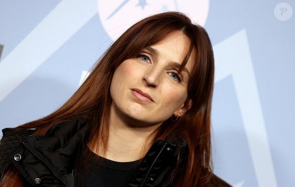 Alison Wheeler - Tapis rouge de la cérémonie d'ouverture du 29ème Festival International du Film de Comédie de l'Alpe d'Huez le 19 Janvier 2026. © Dominique Jacovides/Bestimage