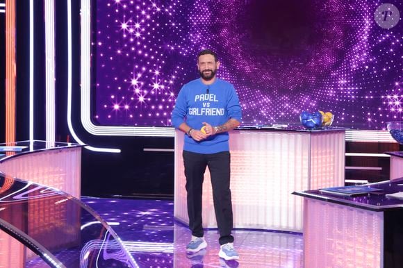 L'homme également à la tête d'une émission sur Europe 1 confirme son partenariat avec le groupe Bolloré en demeurant sur la radio ! 

Exclusif - Cyril Hanouna, sur le plateau de de l’émission « TPMP » présentée par C.Hanouna et diffusée en direct sur C8, Paris, France, le 08 novembre 2024. © Jack Tribeca / Bestimage