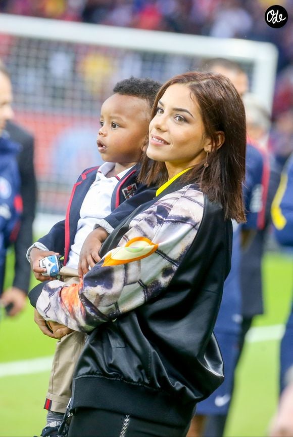 Isabelle Matuidi et son fils - Match de Ligue 1, Paris Saint-Germain (PSG) vs Toulouse FC (TFC) au Parc des Princes à Paris, France, le 20 août 2017. Le PSG a gagné 6-2. © Nikola Kis Derdei/bestimage