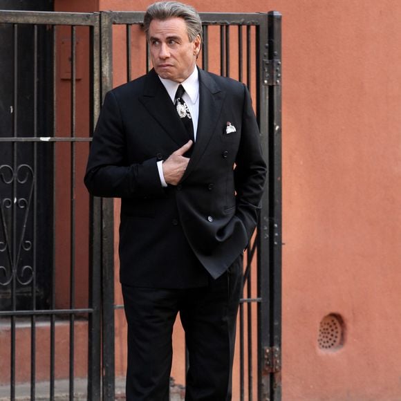 John Travolta sur le tournage de "The Life and Death of John Gotti" à New York, le 22 février 2017.
© CPA/Bestimage