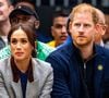 Mais ce qu'elle n'avait pas prévu, c'est que l'ombre d'une ex de Harry place sur son beau projet
Le prince Harry, duc de Sussex et Meghan Markle, duchesse de Sussex, assistent à un match de basketball en fauteuil lors des "Invictus Games Vancouver Whistler 2025" à Vancouver, le 9 février 2025. Backgrid USA / Bestimage