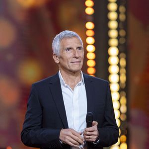 Exclusif - Nagui sur le plateau de l’émission “Unis pour Mayotte” diffusée en direct sur France 2, qui a permis de récolter plus de 5 millions de dons le 17 décembre 2024.
© Pierre Perusseau / Bestimage