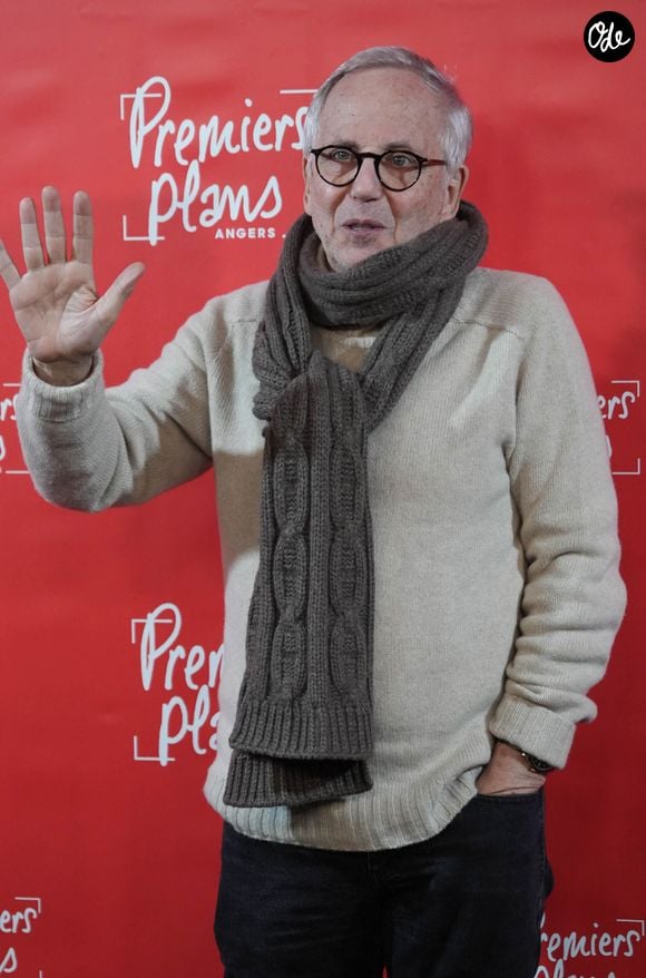 Loin des clichés habituels, il trouve sa véritable détente non pas dans le farniente, mais le travail.

Photocall de Fabrice Luchini venu présenter en avant-première le film "Victor comme tout le monde" lors du 38ème Festival Premiers Plans à Angers, France, le 17 janvier 2026. © Laurent Lairys/Psnewz/Bestimage
