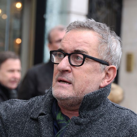 Exclusif - Christophe Dechavanne à la sortie des studios RTL à Neuilly-sur-Seine, France, le 30 janvier 2024.