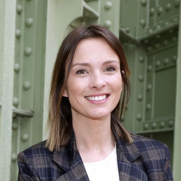 Isabelle Ithurburu va remplacer Jacques Legros sur TF1

Isabelle Ithurburu - Festival du livre de Paris au Grand Palais le 13 avril 2025. © Cédric Perrin/Bestimage