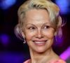 "Regardez ce qui pousse dans mon jardin", a-t-elle lancé à ses abonnés.
Pamela Anderson à la première du film "Rosebush Pruning" lors de la 76ème édition du festival international du film de Berlin (La Berlinale 2026), le 14 février 2026.  © Romain Doucelin / Bestimage
