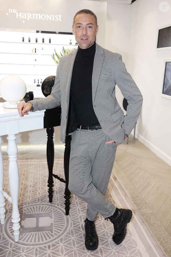 Maxime Dereymez assiste au cocktail de Noël de l'Harmoniste à Paris, France, le 12 décembre 2023. Photo par Jerome Dominé/ABACAPRESS.COM