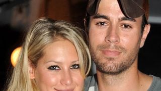 Enrique Iglesias et Anna Kournikova sont de nouveau parents ! Une tendre photo de leur bébé partagée