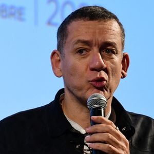 Et finalement, l'acteur est tombé amoureux de cette vie belge, au point où il n'envisage plus de la quitter.

Dany Boon à l'institut lumière pour le film "Joyeux Noël" dans le cadre du Festival Lumière, le 15 octobre 2025. 

Photo : Romain Doucelin / Bestimage
