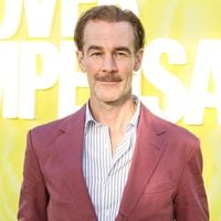 James Van Der Beek (Dawson) dans une impasse liée à son état : il vend ses souvenirs de la série culte