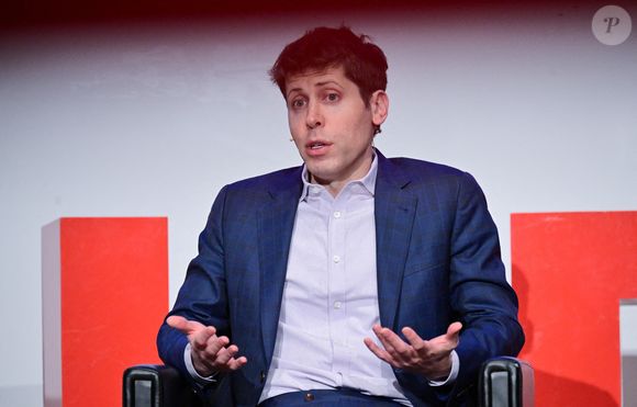 Alors forcément, ses conseils peuvent être bons à prendre. 

Sam Altman, cofondateur et PDG d'OpenAI, s'exprime lors d'une table ronde sur l'avenir de l'intelligence artificielle à l'Université technique de Berlin. Berlin, Allemagne, le 7 février 2025. Photo by Sebastian Christoph Gollnow/DPA/ABACAPRESS.COM