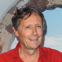 Mais où vit Antoine de Maximy (J'irai dormir chez vous) ? Visite de sa maison retapée dans l'une des plus petites régions de France