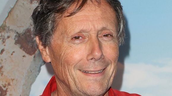 Mais où vit Antoine de Maximy (J'irai dormir chez vous) ? Visite de sa maison retapée dans l'une des plus petites régions de France