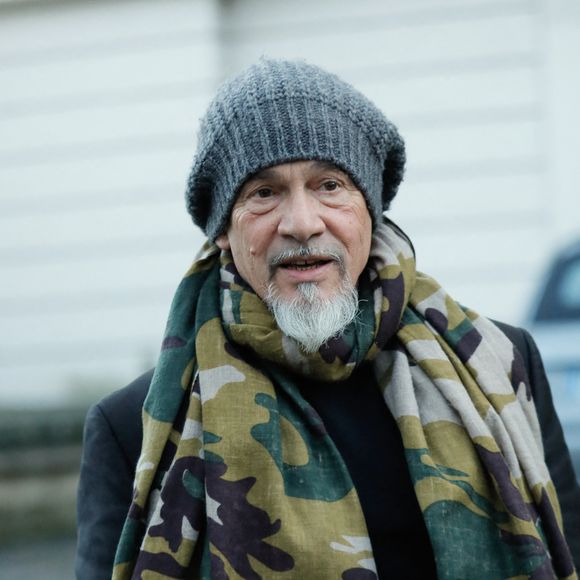 Exclusif - Florent Pagny - Sorties de l'émission "Vivement Dimanche" au studio Gabriel à Paris, France.
© Christophe Clovis / Bestimage