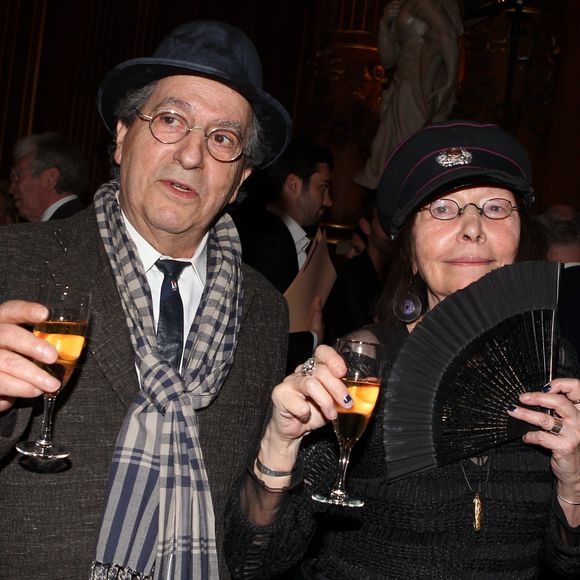 Areski Belkacem s’est éteint à l’âge de 86 ans après une carrière discrète mais influente.

Areski Belkacem et Brigitte Fontaine - Remise de la médaille de vermeil de la ville de Paris. Photo par AGENCE / BESTIMAGE