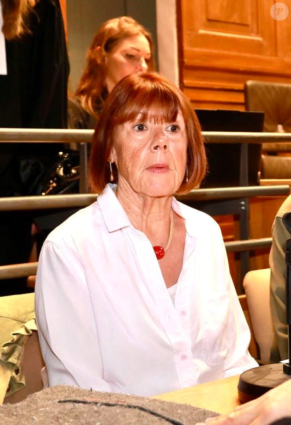 Gisèle Pélicot - 2ème jour du procès en appel des viols de Mazan au tribunal judiciaire de Nîmes le 7 octobre 2025.
© Franz Chavaroche / Bestimage