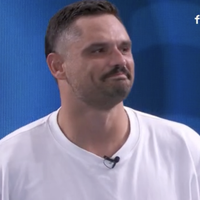 "C’est un athlète hors norme" : Florent Manaudou perd ses moyens pour ses adieux à la natation, entouré de Laure, Frédérick Bousquet, Manon et Elsa Bois