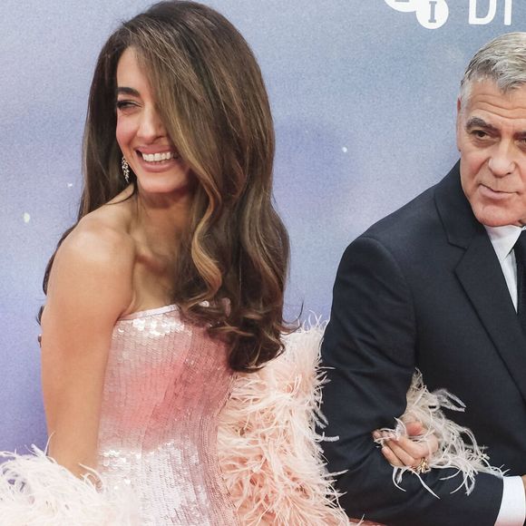 George Clooney mit Ehefrau Amal Clooney - Première du film "Jay Kelly" à Londres, le 10 octobre 2025.
© PsnewZ / Bestimage