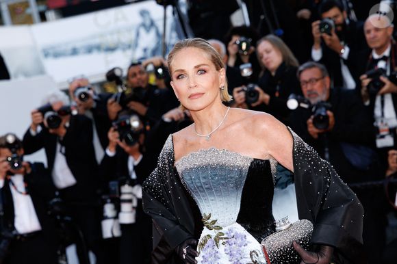 Sharon Stone - Montée des marches du film " Fjord " lors du 79ème Festival International du Film de Cannes, le 18 mai 2026. © Jacovides-Moreau / Bestimage