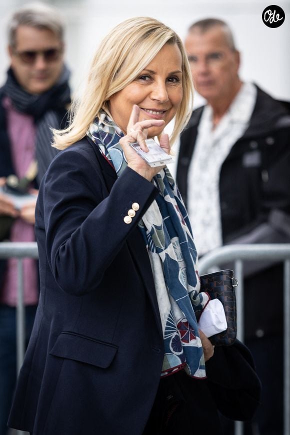 Exclusif - Laurence Ferrari - Les journalistes et les animateurs arrivent aux studios Rive Gauche à Paris, le 16 septembre 2025. 
© Julien Sarkissian / Bestimage
