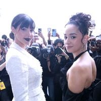 "Chaque année, vous essayez de faire ça" : Nabilla et Léna Situations refoulées d'un restaurant chic de la Croisette, la maman de Milann et Leyann sort les griffes