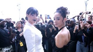 "Chaque année, vous essayez de faire ça" : Nabilla et Léna Situations refoulées d'un restaurant chic de la Croisette, la maman de Milann et Leyann sort les griffes