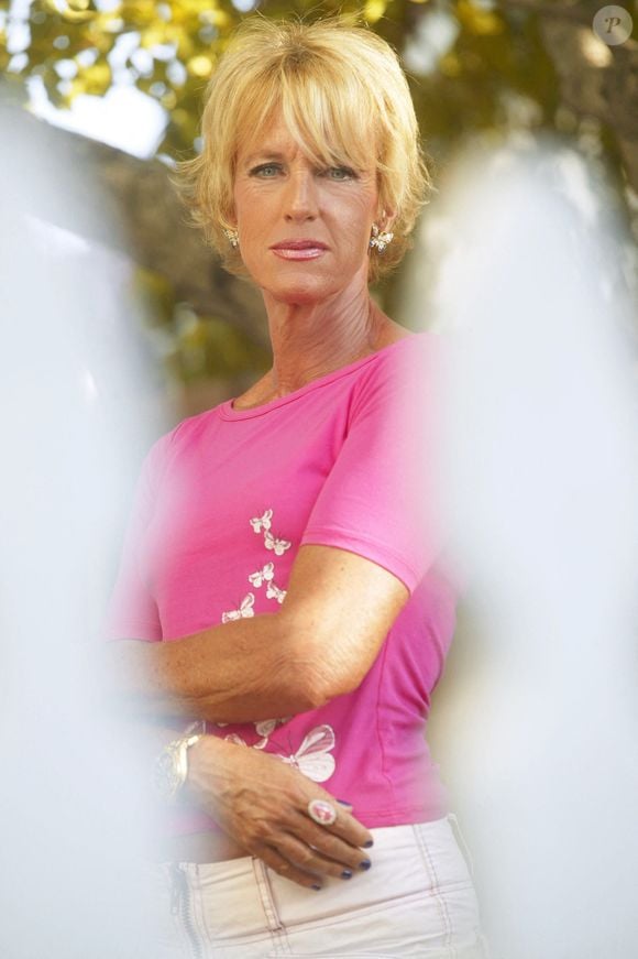 La princesse Marie-Christine pose dans sa maison de Las Vegas le 29 septembre 2004. La princesse Marie-Christine est le deuxième enfant du roi Léopold III et de sa deuxième épouse Lilian Beals. Elle est la demi-sœur du roi Albert. Photo par Frank Abbeloos/Dag