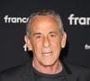 Une employée des pompes funèbres l’avait aidé à rendre sa posture "de mort" la plus crédible possible. 

Thierry Ardisson au photocall pour la conférence de presse de rentrée de France TV à la Grande Halle de la Villette à Paris, France, le 11 juillet 2023. © Coadic Guirec/Bestimage