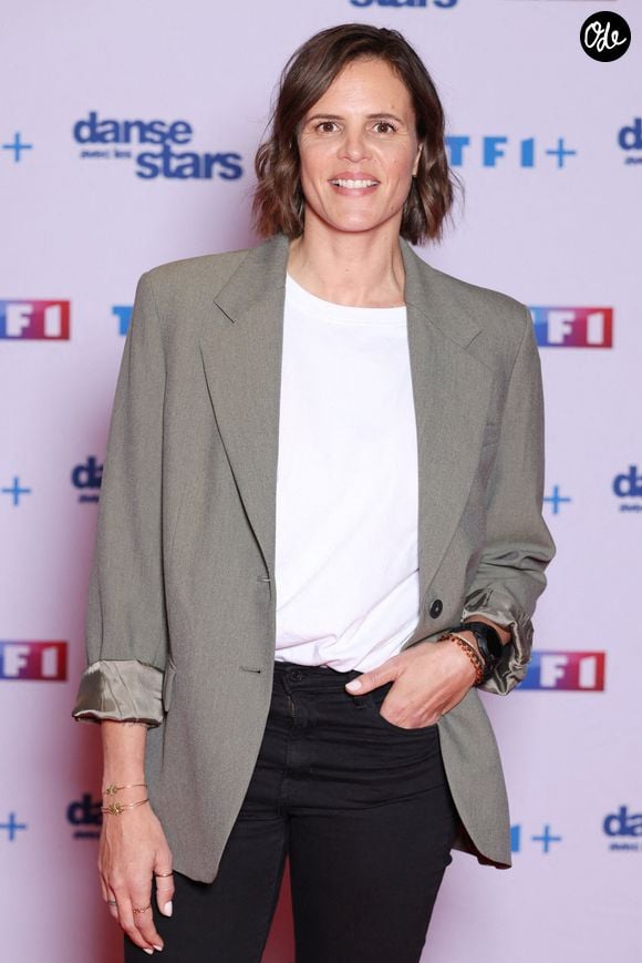 Elle espère également transmettre à ses enfants, dans cet environnement entre pins et océan, des valeurs écologiques.

Laure Manaudou participe à la séance photo de "Danse avec les stars" aux studios de TF1 à Paris, en France, le 18 décembre 2025. Photo de Jérôme Domine/Abaca