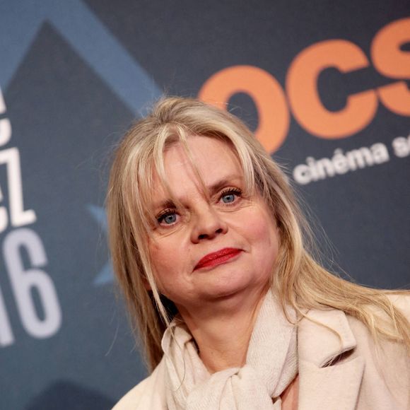 Isabelle Nanty à la soirée d'ouverture du 19ème Festival International du film de Comédie de l'Alpe d'Huez, le 13 Janvier 2016. 

Photo : Dominique Jacovides / Bestimage