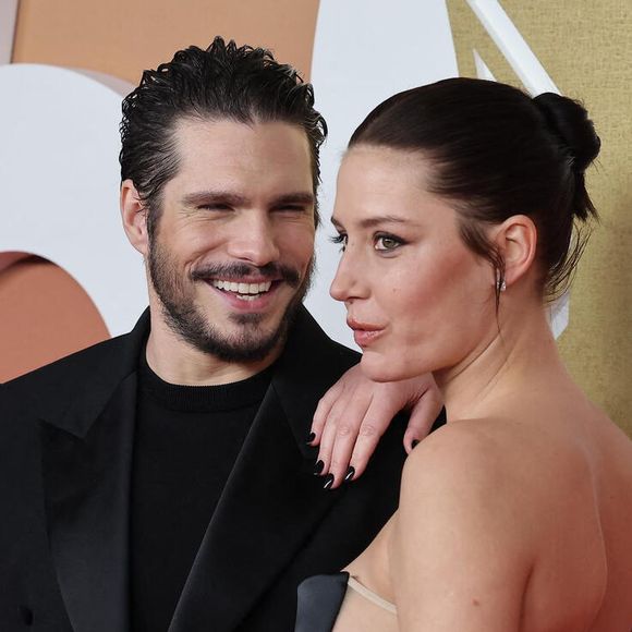 Adèle Exarchopoulos s'est confié dans une vidéo YouTube de la chaîne Station Service. 

François Civil, Adèle Exarchopoulos - Photocall de la cérémonie des César à l'Olympia à Paris. © Dominique Jacovides - Olivier Borde / Bestimage
