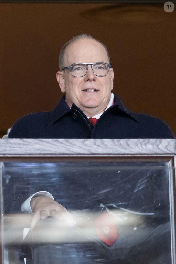 Le prince Albert II de Monaco durant la rencontre de football de Ligue 1 Monaco - Paris Saint Germain (PSG) au stade Louis II de Monaco, le 18 décembre 2024.
Les parisiens ont battu les mongasques sur le score de 4 à 2. © Bruno Bebert / Bestimage