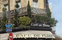 Christina Milian au Café de Flore à Paris