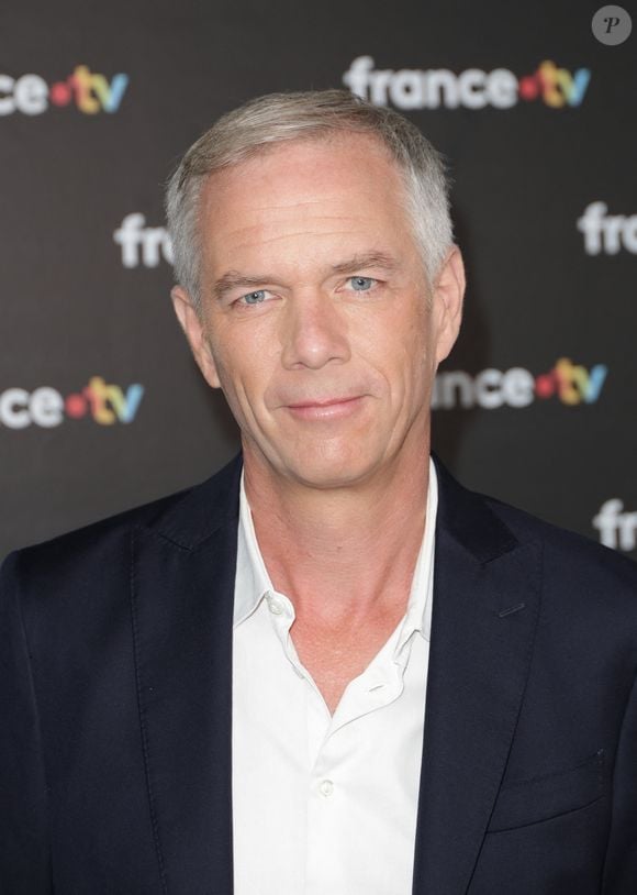 Autrefois, Julien Arnaud était son joker
Julien Arnaud au photocall de la conférence de presse de rentrée de France Télévisions à Paris, France, le 4 septembre 2024. © Coadic Guirec/Bestimage